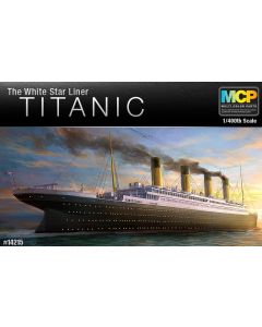 Academy 14215 The White Star Liner Titanic 1/400