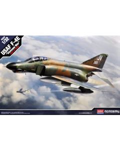 Academy 12133 USAF F-4E "Vietnam War" 1/32