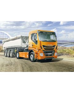 Italeri 3928 IVECO Hi-Way 480 E5 Low Roof 1/24