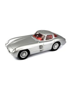 Maisto 36898 Mercedes-Benz 300 SLR Uhlenhaut Coupe 1/18